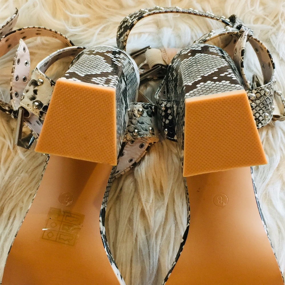 Snakeskin Chunky Heels - image 6